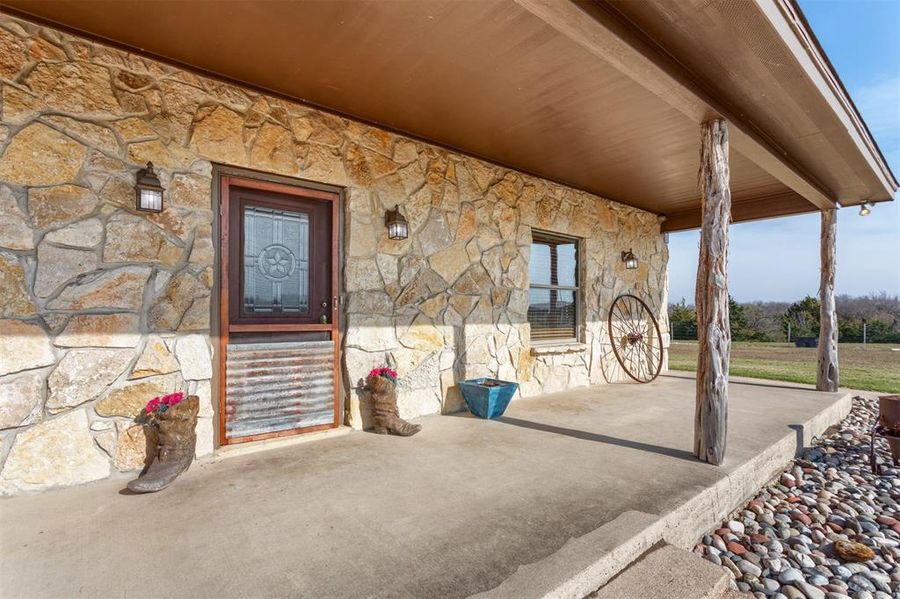 2822 Farm To Market Road 1446, Waxahachie, TX 75167